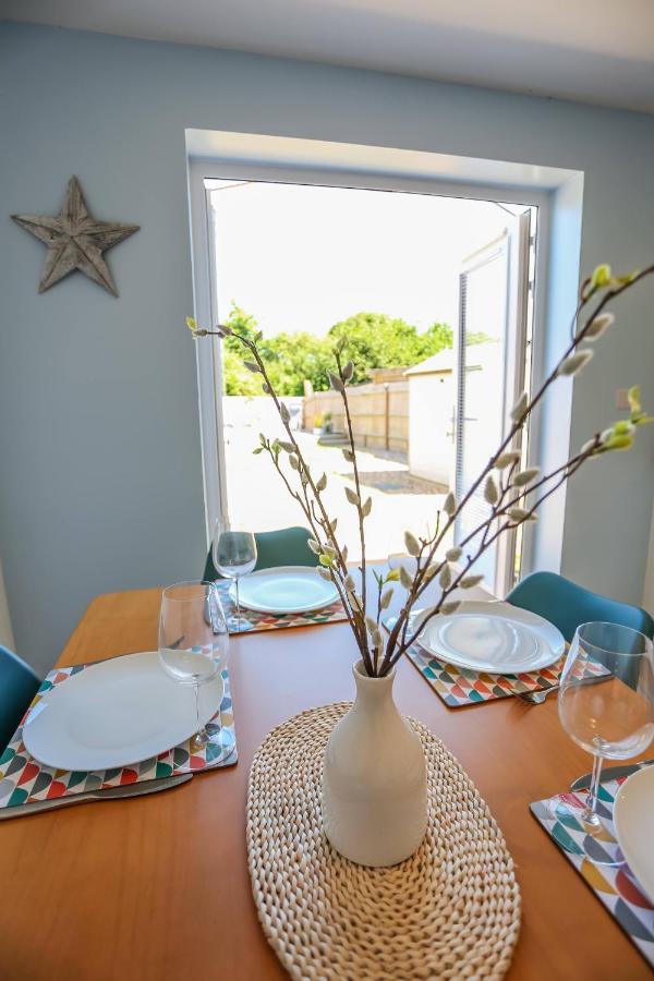 'Elements' 3 Bed Home In Bracklesham Bay チチェスター エクステリア 写真